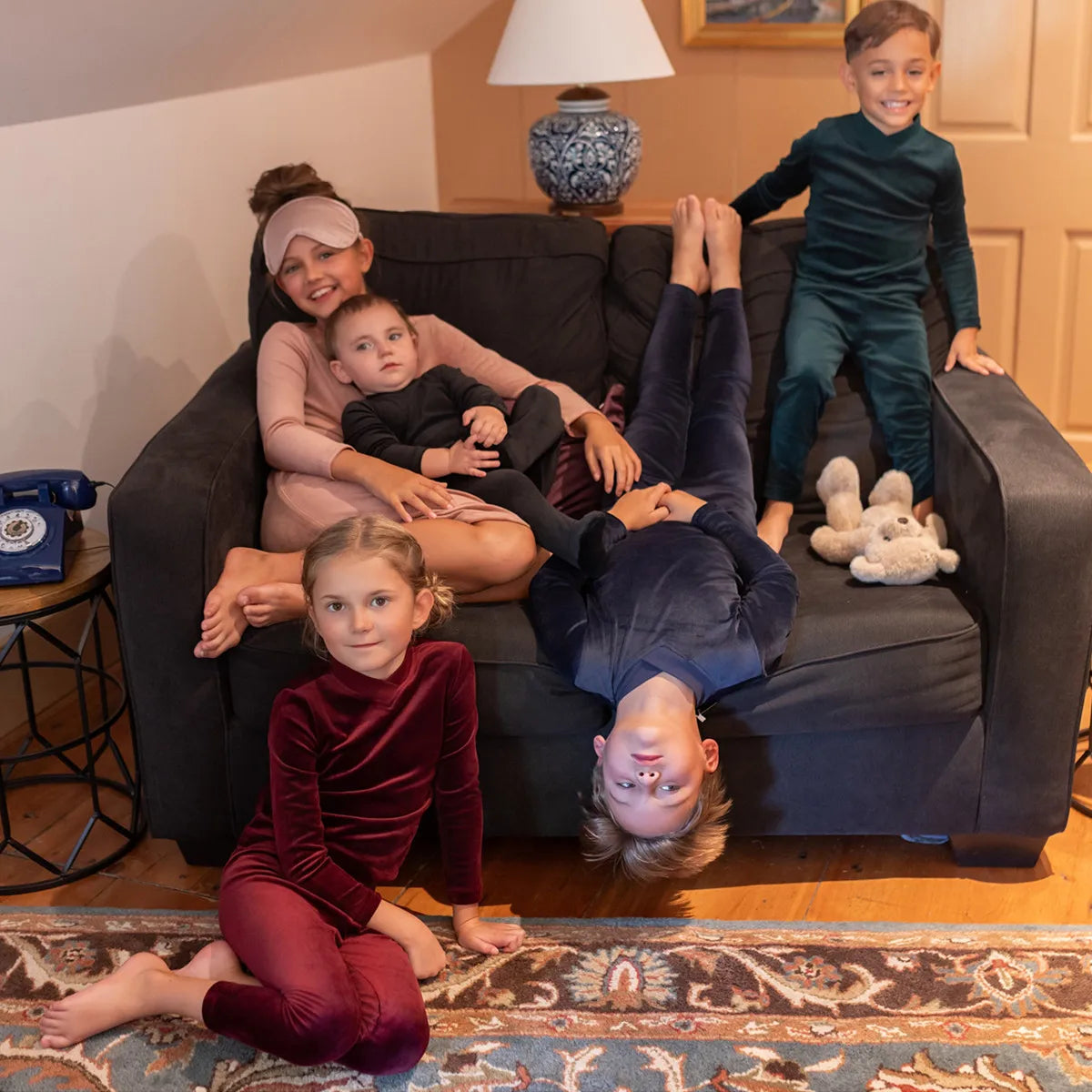 AP 2025 AW Velour lounge wear butter soft pj family matching set dress and romper clothes kids baby teen boys girls clothing